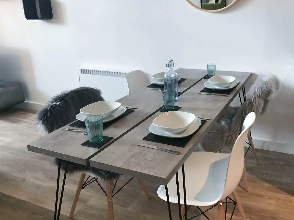 Luxury 1 Bed Apartment In City Centre With Parking Chester