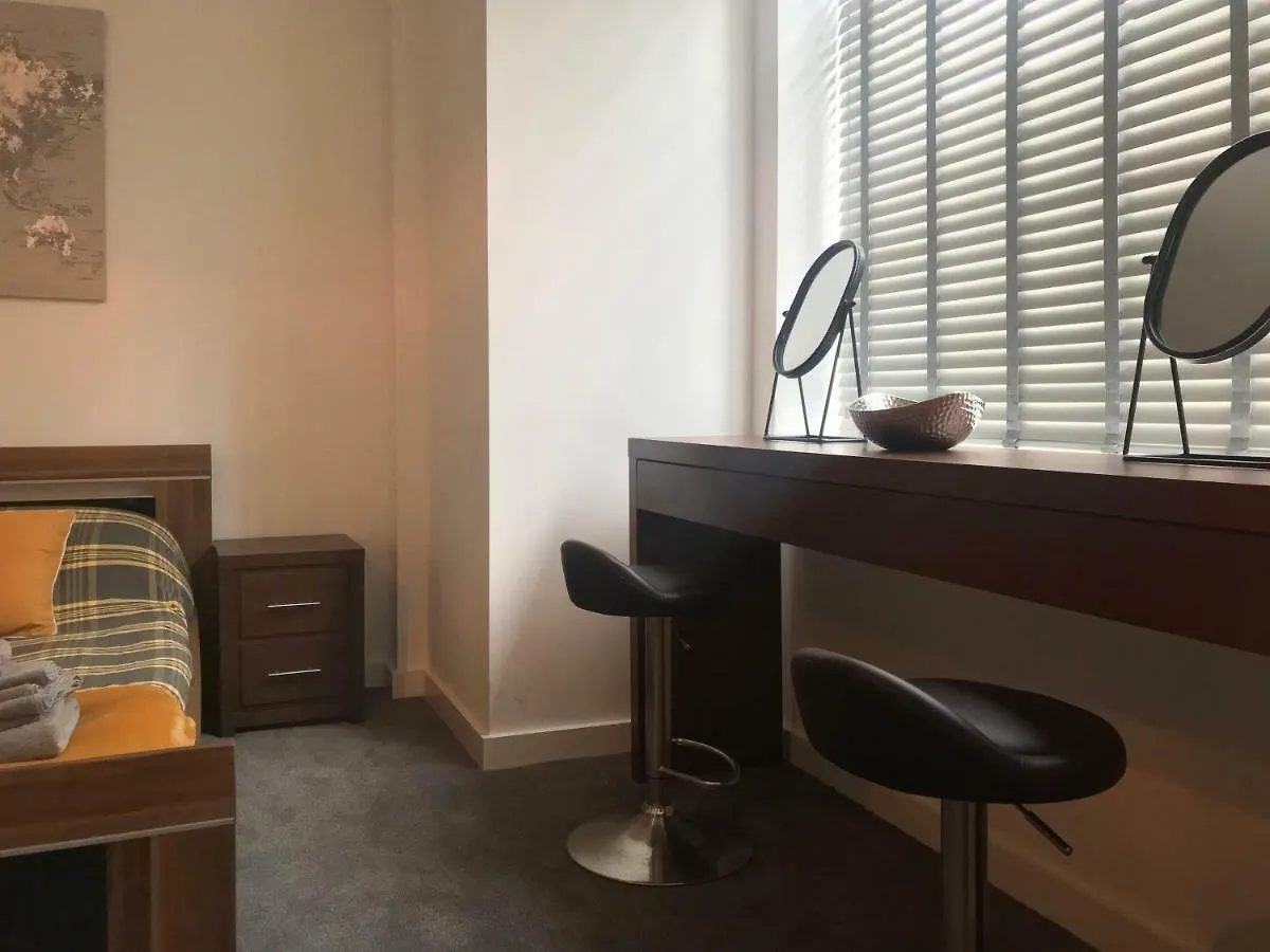 Luxury 1 Bed Apartment In City Centre With Parking Chester